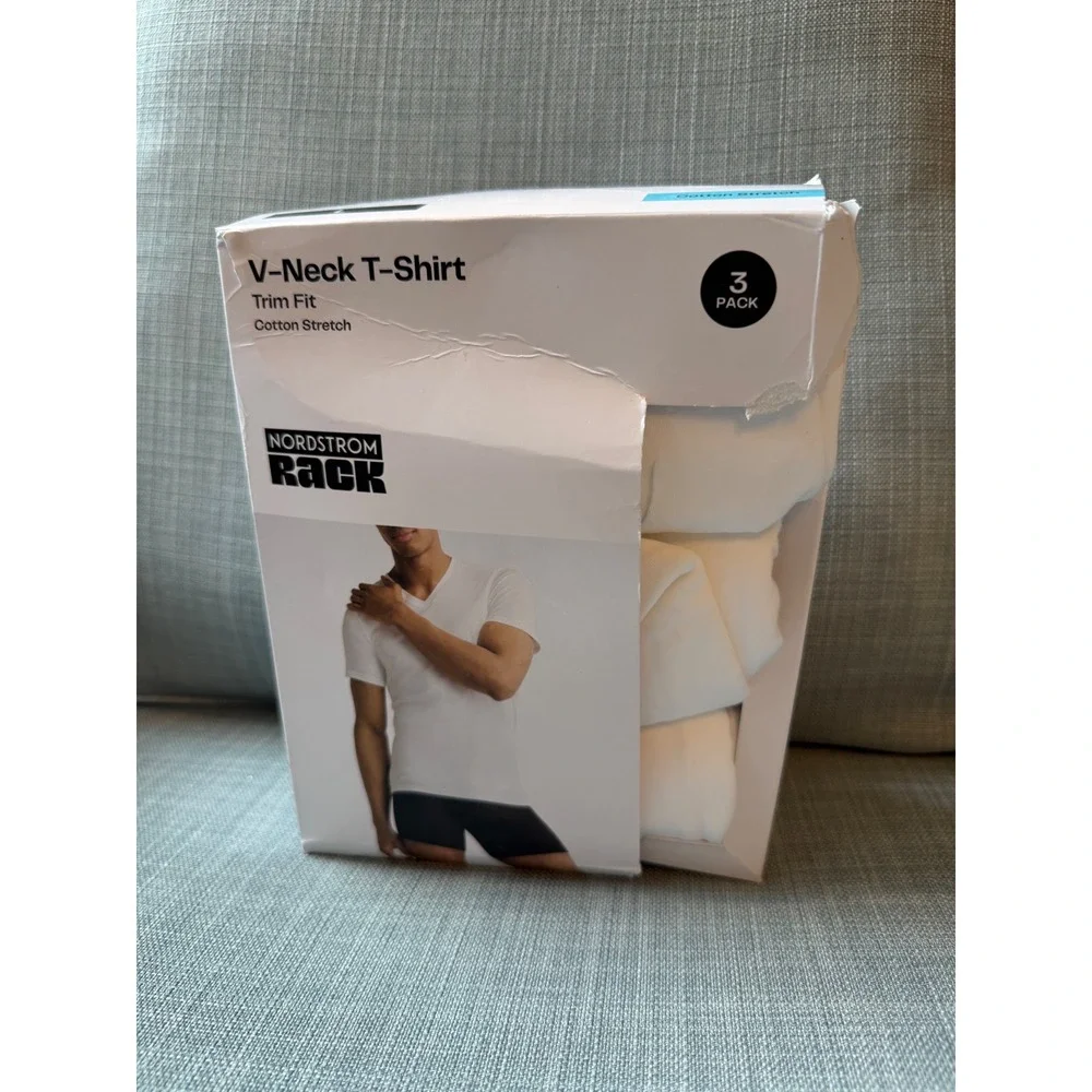 Nordstrom Rack Mens V-Neck T-Shirt 3 Pack White Cotton Stretch Trim Fit Large